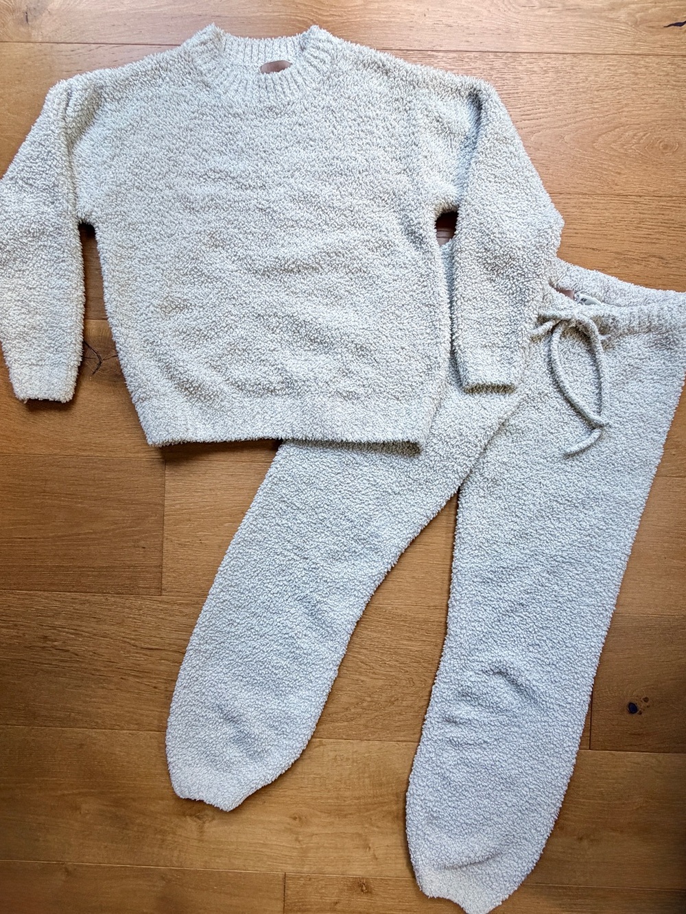 H&M Fuzzy Boucle Knit Sweater Jogger Loungewear Set Ivory Cream XS Cozy Comfy
